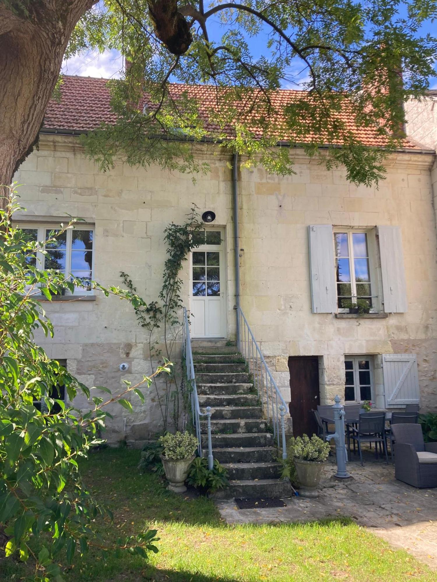 Gite Saint Joseph Loches Exteriör bild